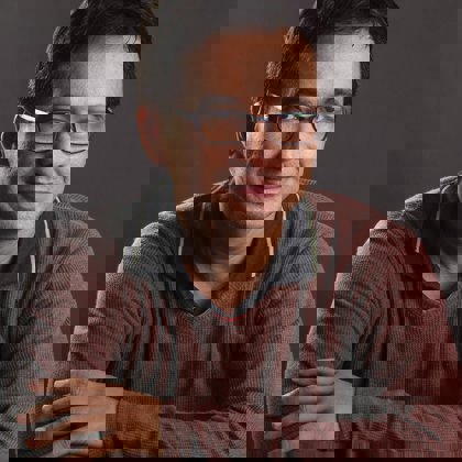 Profile: Rarindra Prakarsa